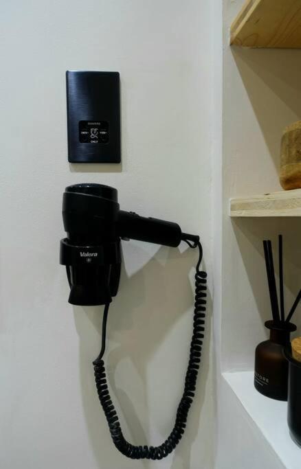 Stylish City-Centre Apartment With Balcony ลิเวอร์พูล ภายนอก รูปภาพ