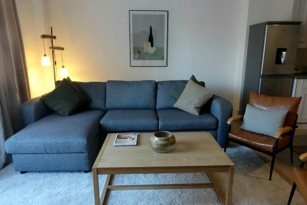 Stylish City-Centre Apartment With Balcony ลิเวอร์พูล ภายนอก รูปภาพ